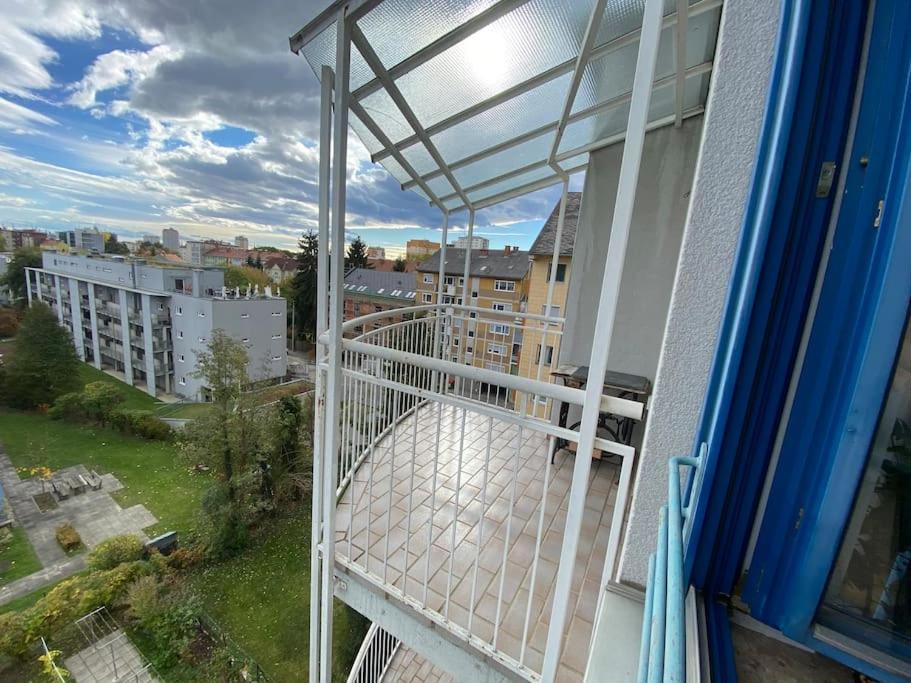 U-Room - Im Herzen Von Graz Exteriör bild